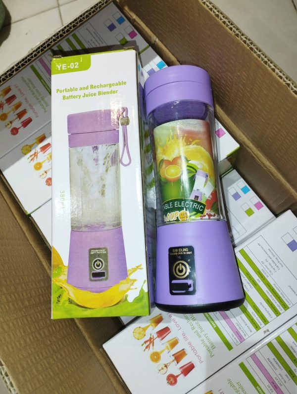Portable Mini 6 Blade Juicer Blender | Outdoor Juicing Cup (380ml) – Rechargeable (random Color)